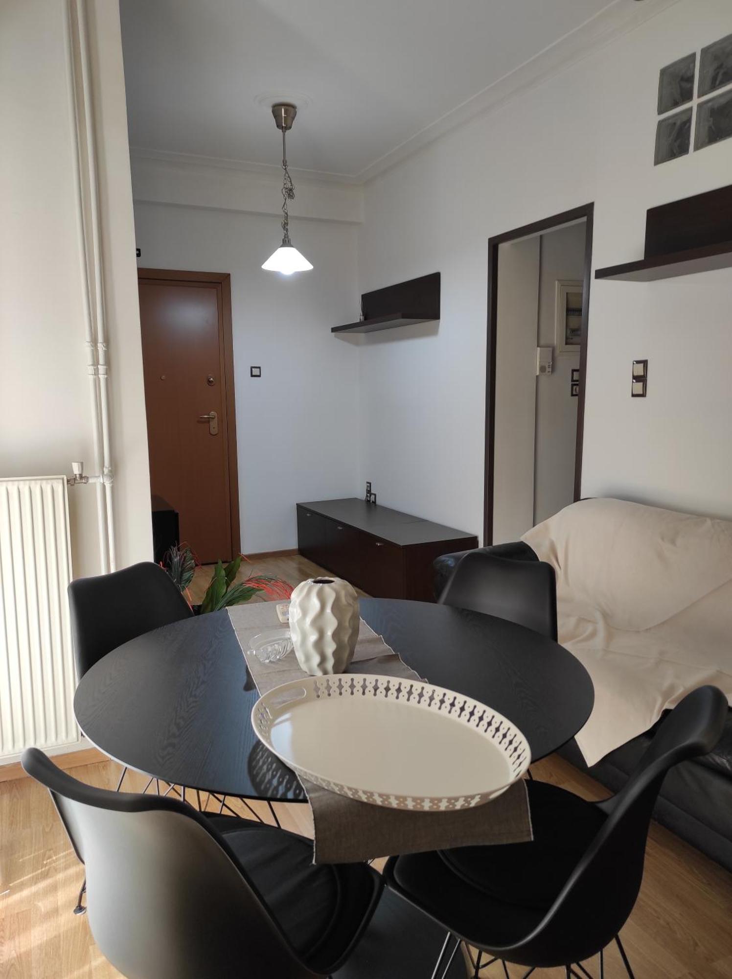 Cosy Apartment On Dragon Street เอเธนส์ ภายนอก รูปภาพ
